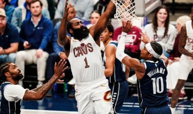 开云体育-哈登低迷！骑士120-130输独行侠，米切尔26+11+2，莫布利18+11+4